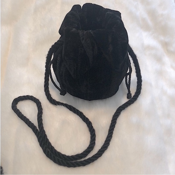 Saks Fifth Avenue Black Label Genuine Leather + Velvet Drawstring Bag Silk Rope main image 13